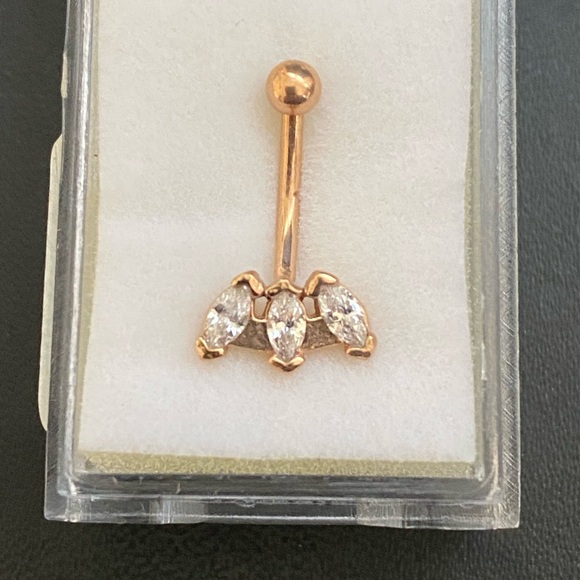 New Rhona Sutton Bodifine Set of 2 Colors Marquise Crystal belly piercing rings - Picture 3 of 6